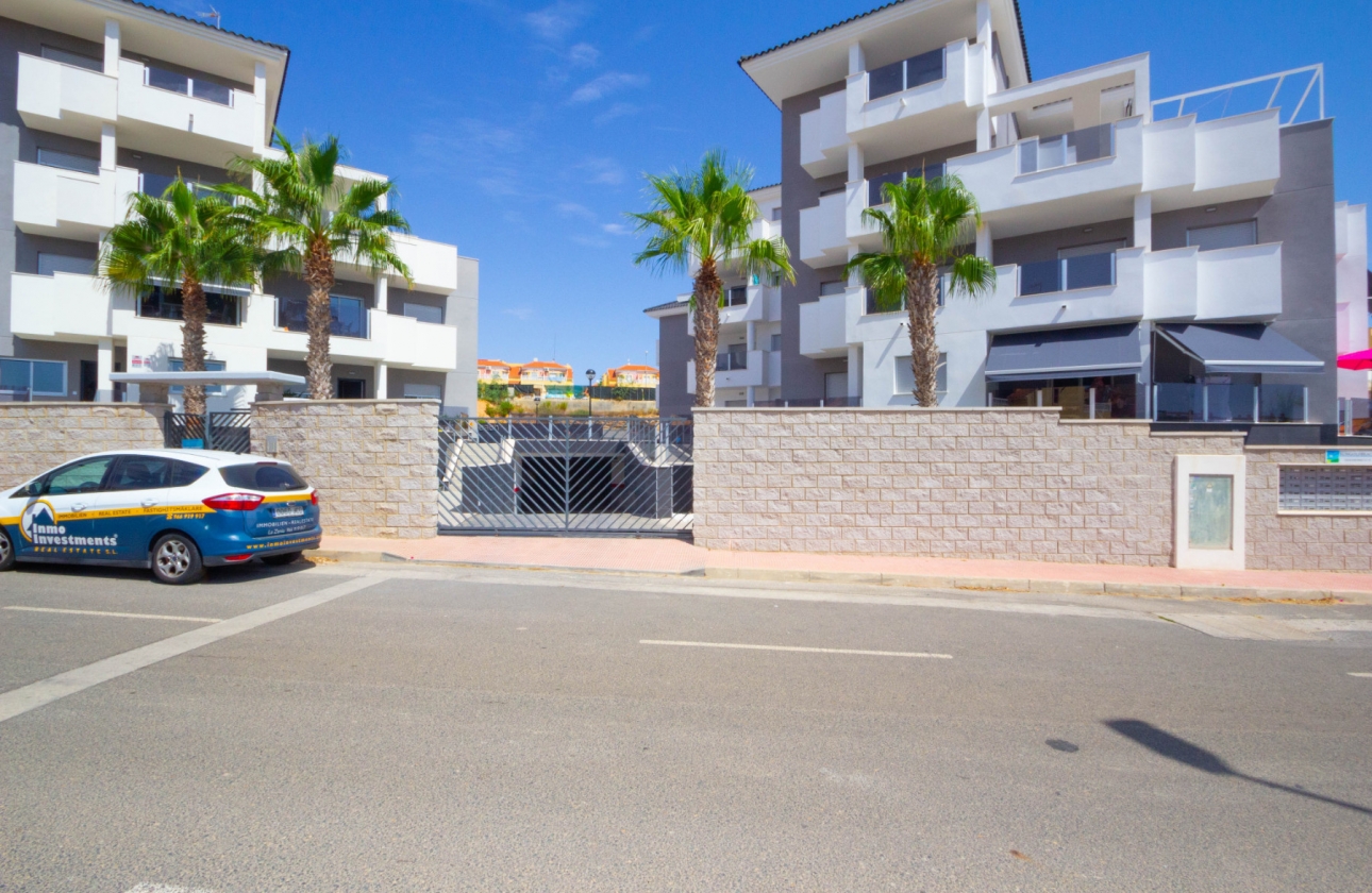 Resale - Apartment - Orihuela Costa - Villamartín