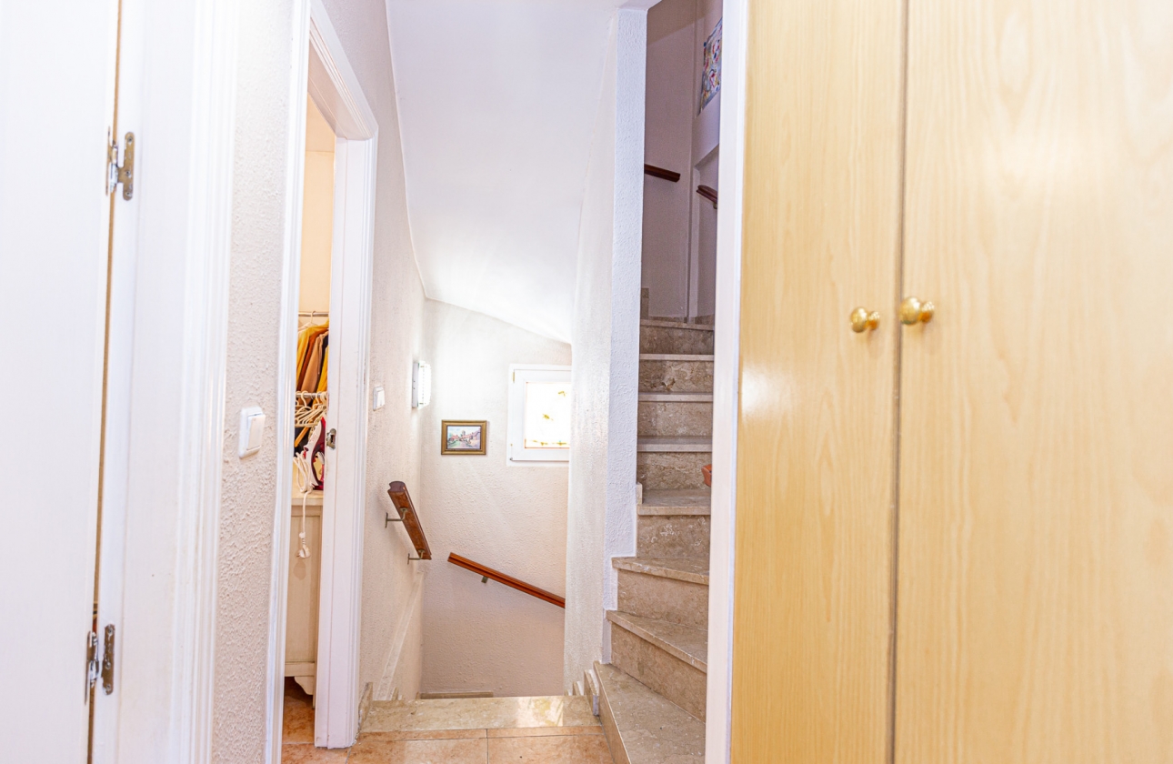 Rynek wtórny - Szeregowiec - La Zenia