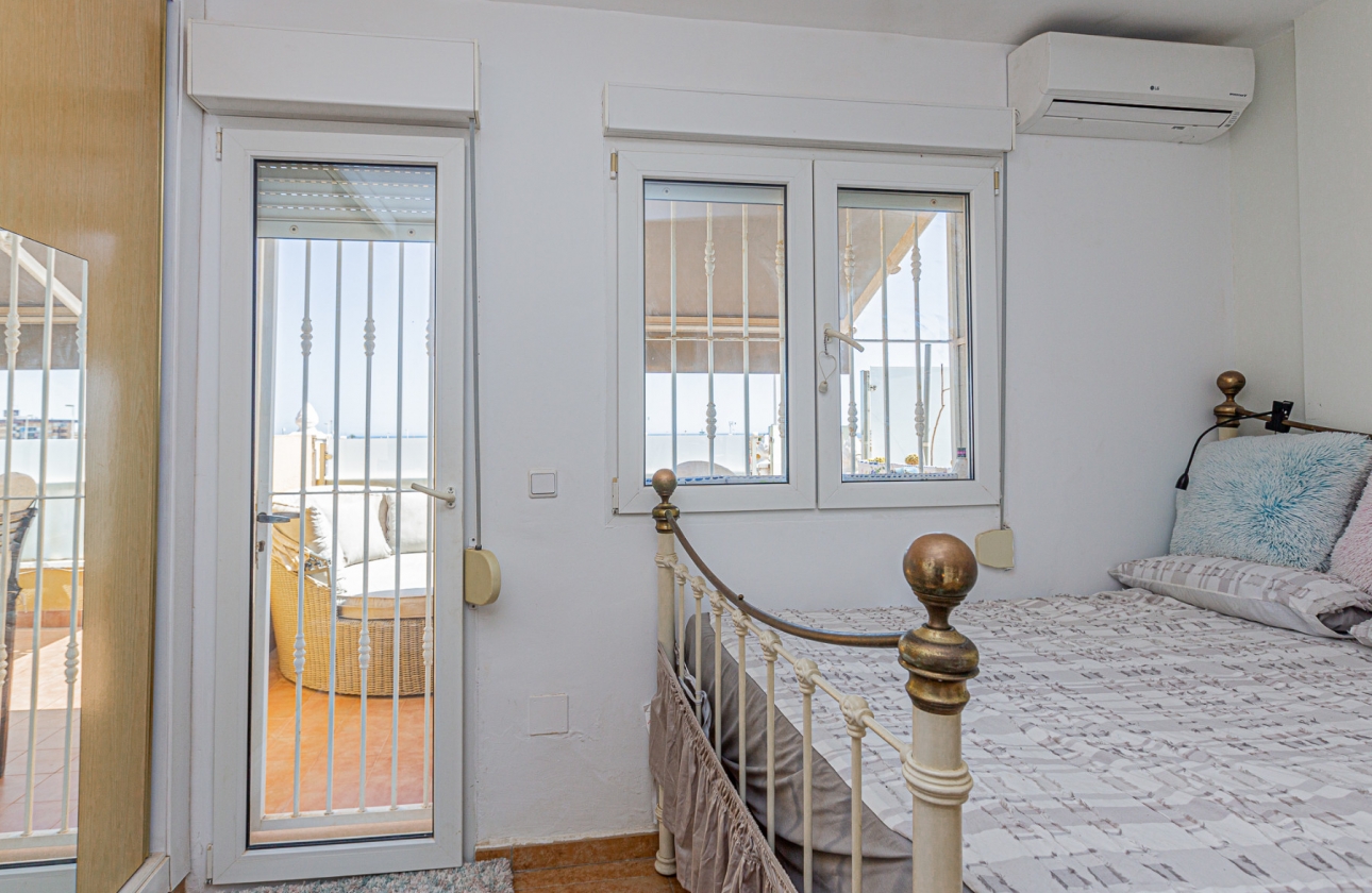 Rynek wtórny - Szeregowiec - La Zenia