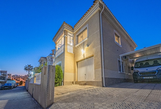 Rynek wtórny - Villa - Villamartin - Montegolf