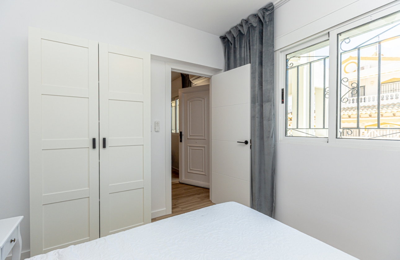 Resale - Townhouse - Torrevieja - Los Altos