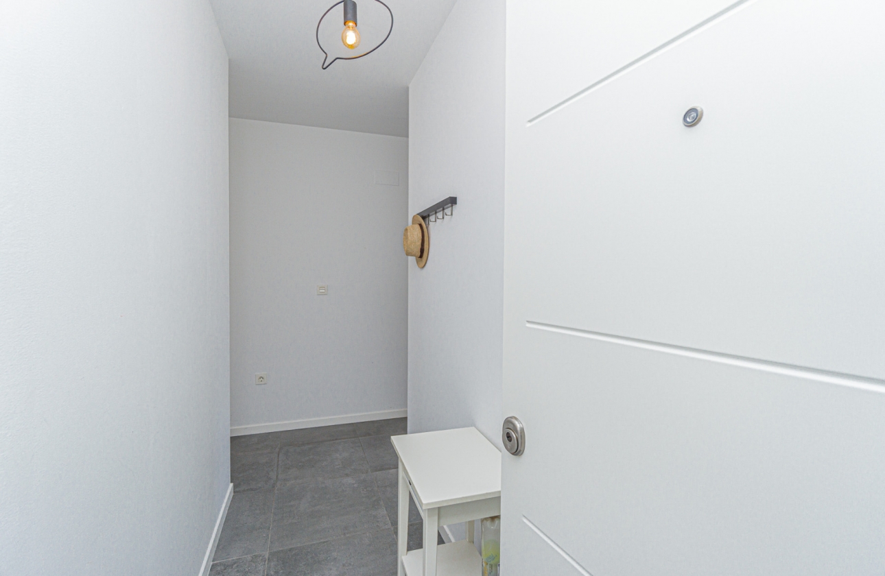 Reventa - Apartment - Campoamor