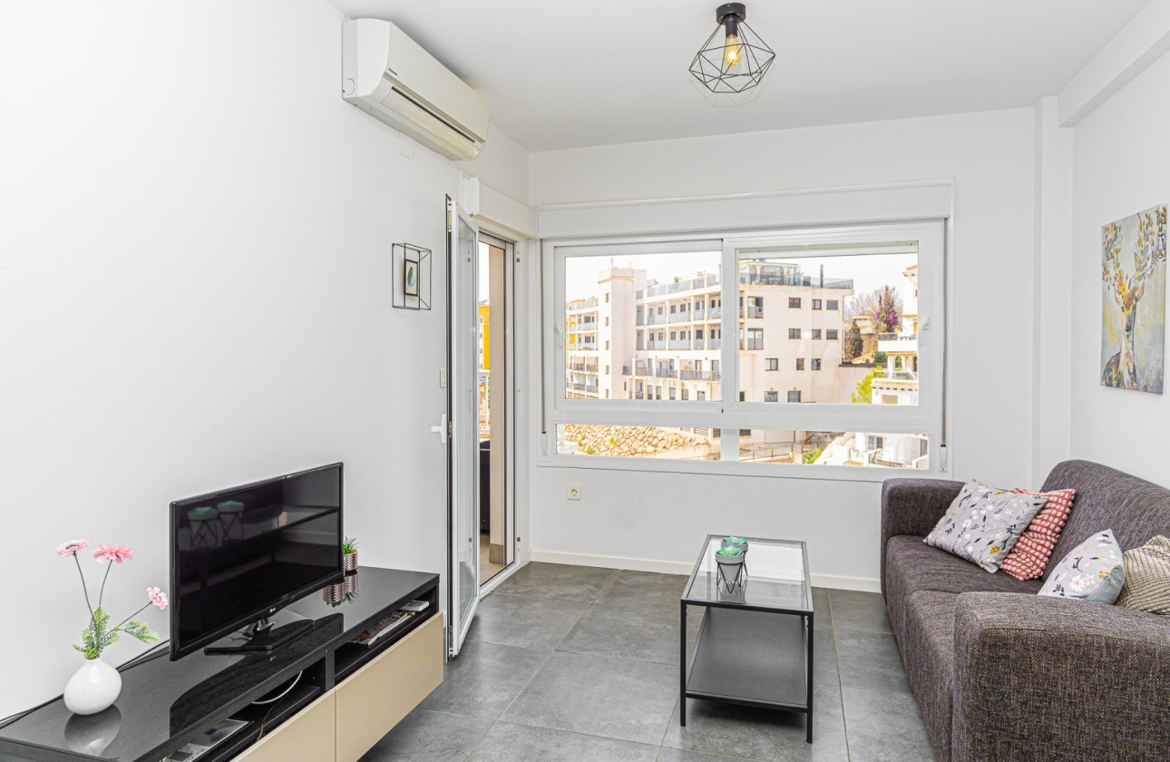 Reventa - Apartment - Campoamor