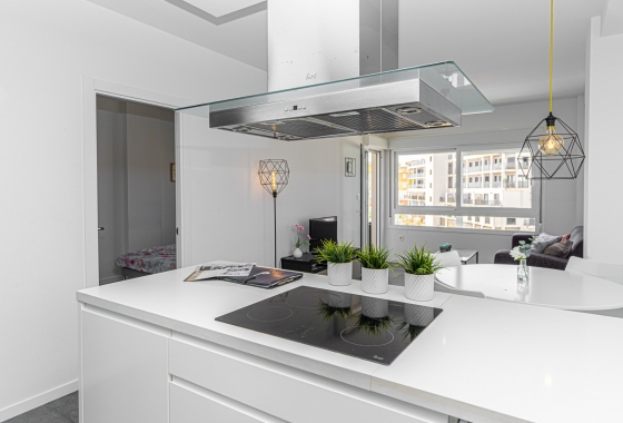 Reventa - Apartment - Campoamor