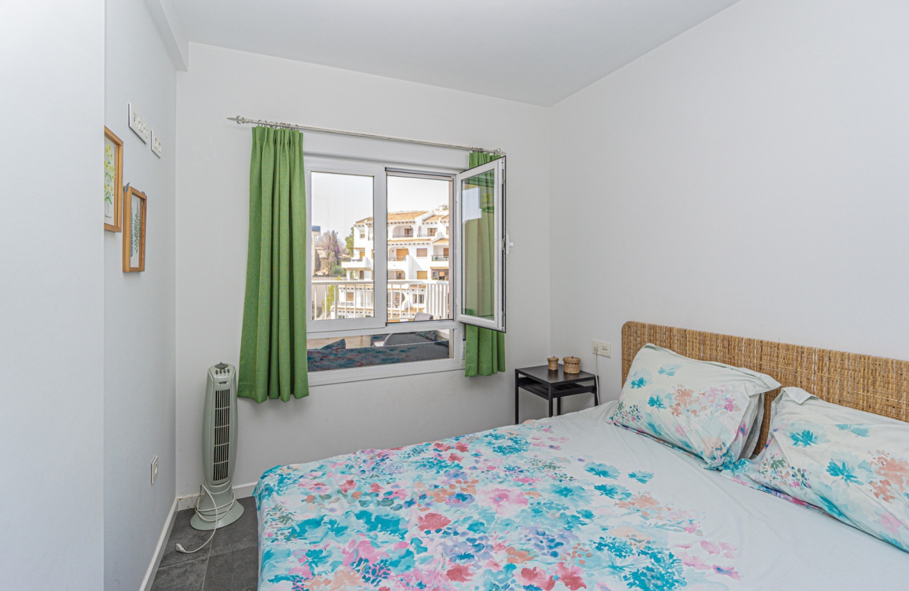 Reventa - Apartment - Campoamor