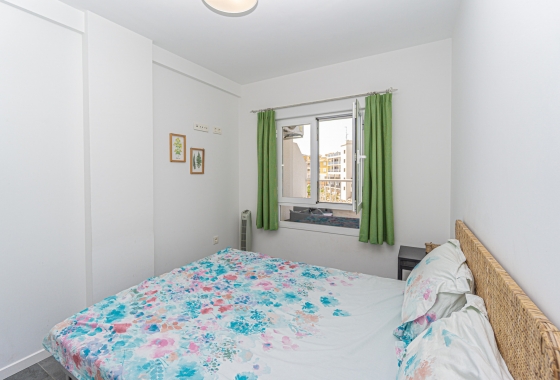 Reventa - Apartment - Campoamor