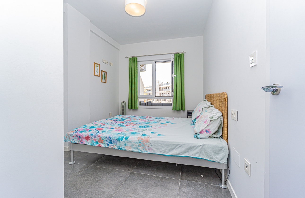 Reventa - Apartment - Campoamor