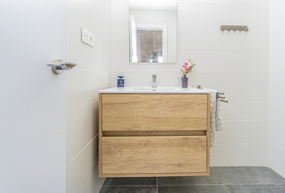 Reventa - Apartment - Campoamor