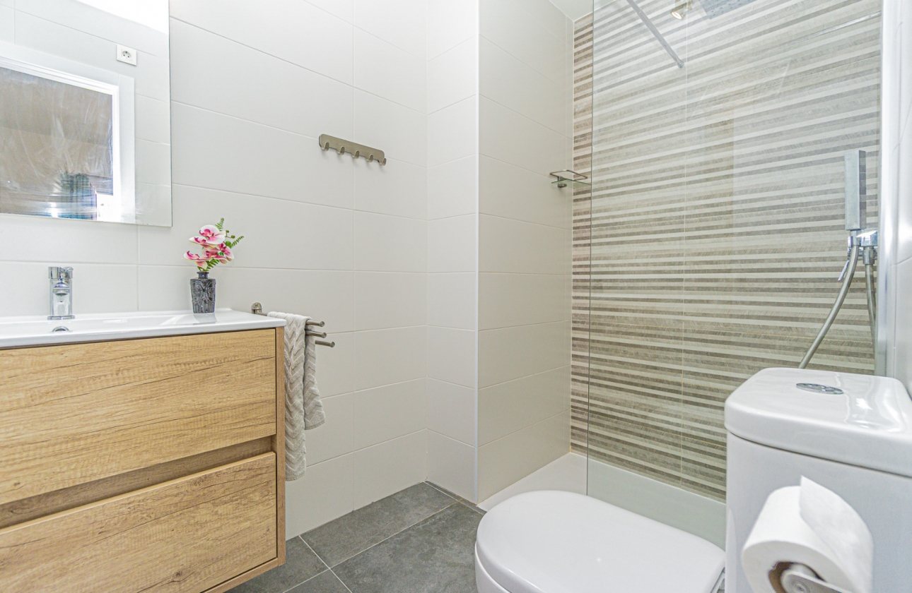 Reventa - Apartment - Campoamor