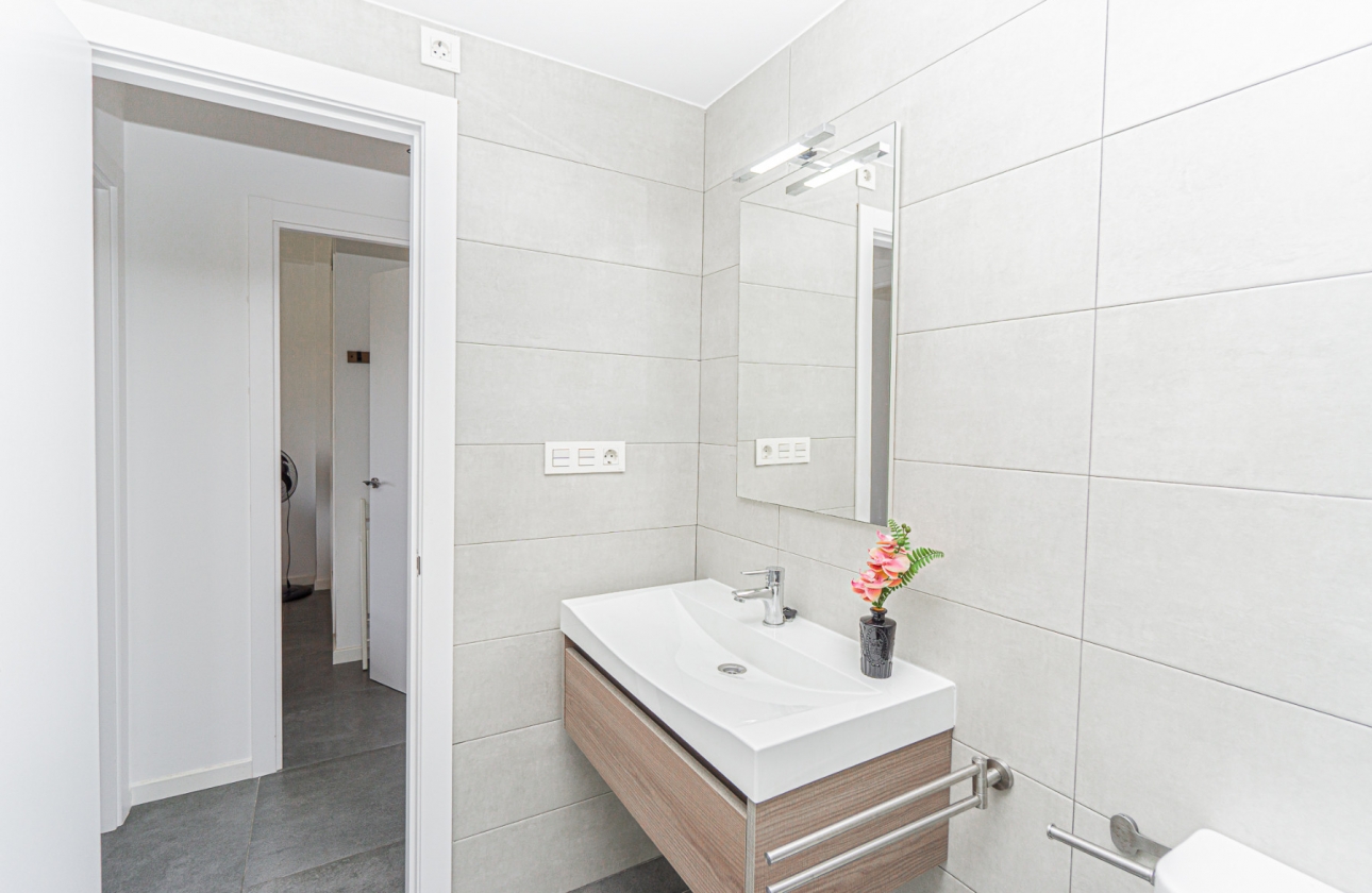 Reventa - Apartment - Campoamor