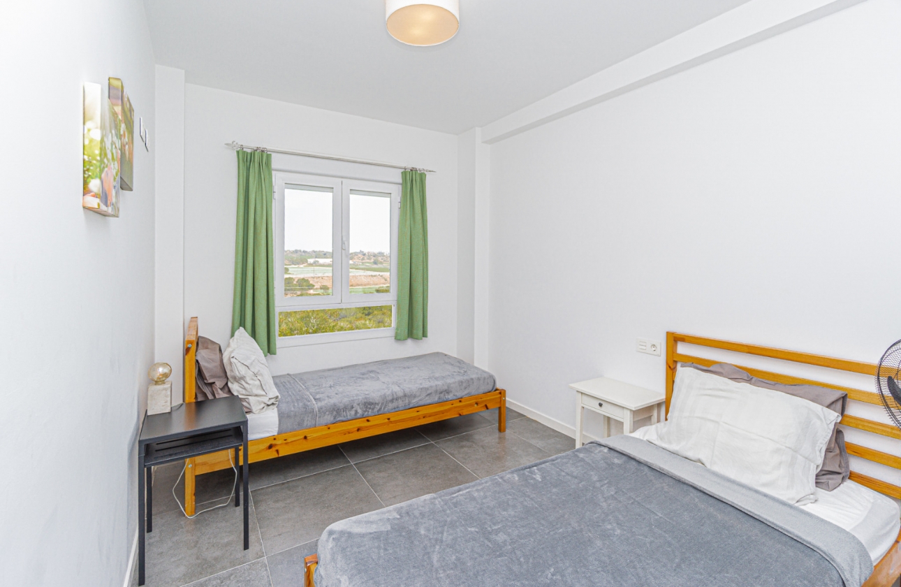 Reventa - Apartment - Campoamor