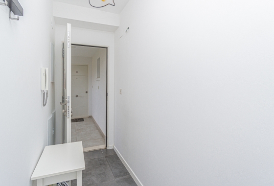 Reventa - Apartment - Campoamor