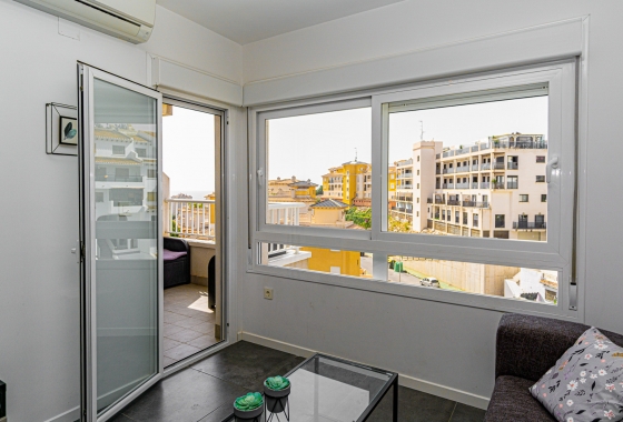 Reventa - Apartment - Campoamor