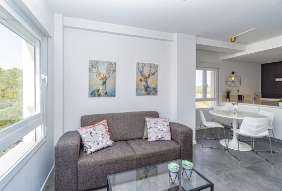 Reventa - Apartment - Campoamor