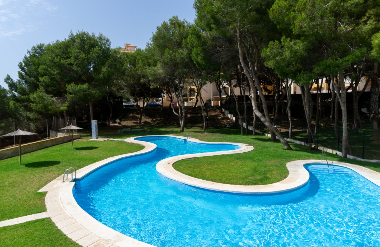 Reventa - Apartment - Campoamor