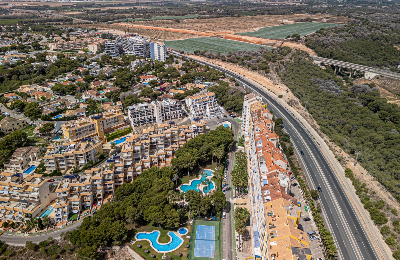 Reventa - Apartment - Campoamor