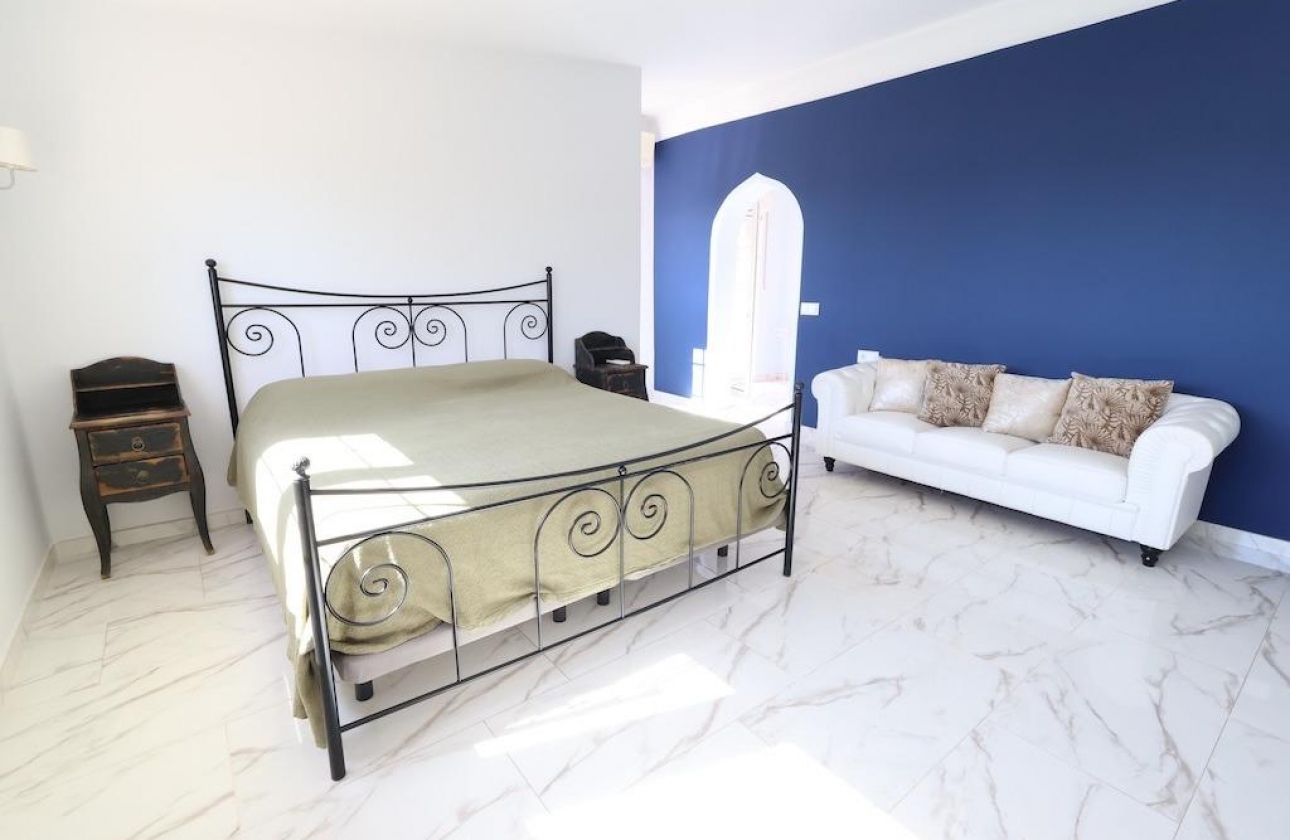 Rynek wtórny - Villa - Orihuela Costa - Villamartín