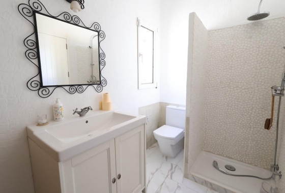 Rynek wtórny - Villa - Orihuela Costa - Villamartín