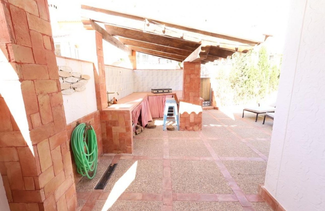 Rynek wtórny - Villa - Orihuela Costa - Villamartín