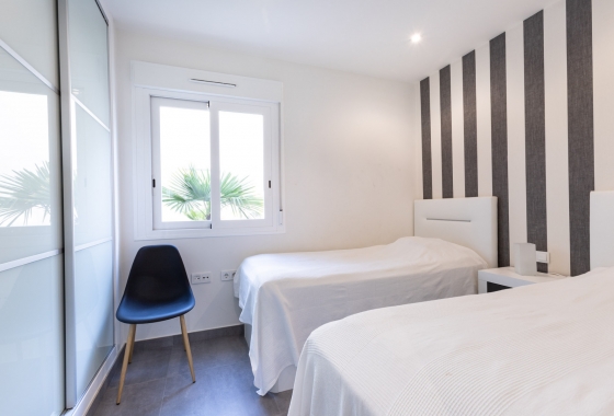 Rynek wtórny - Bungalow - Torrevieja - Aguas Nuevas