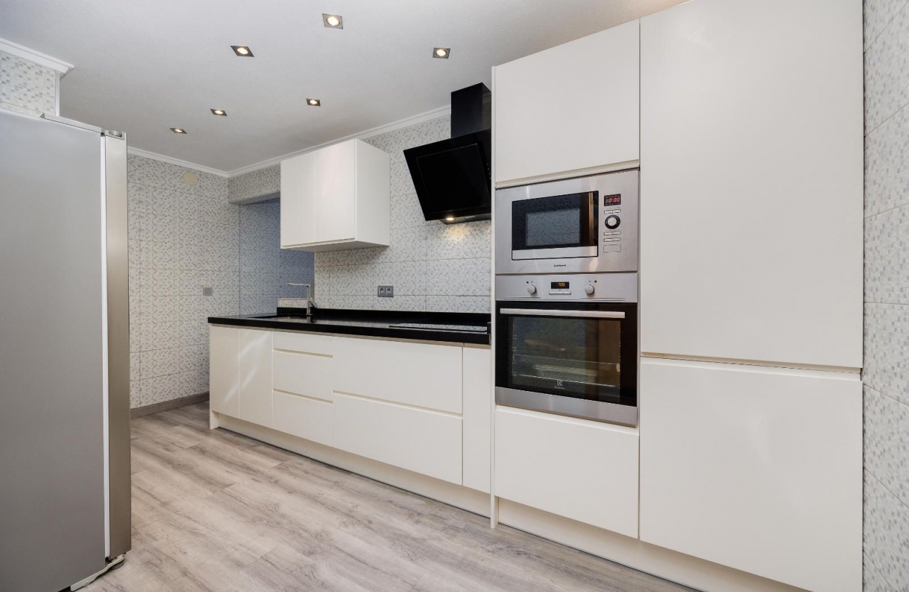 Rynek wtórny - Apartament - Torrevieja - Acequion