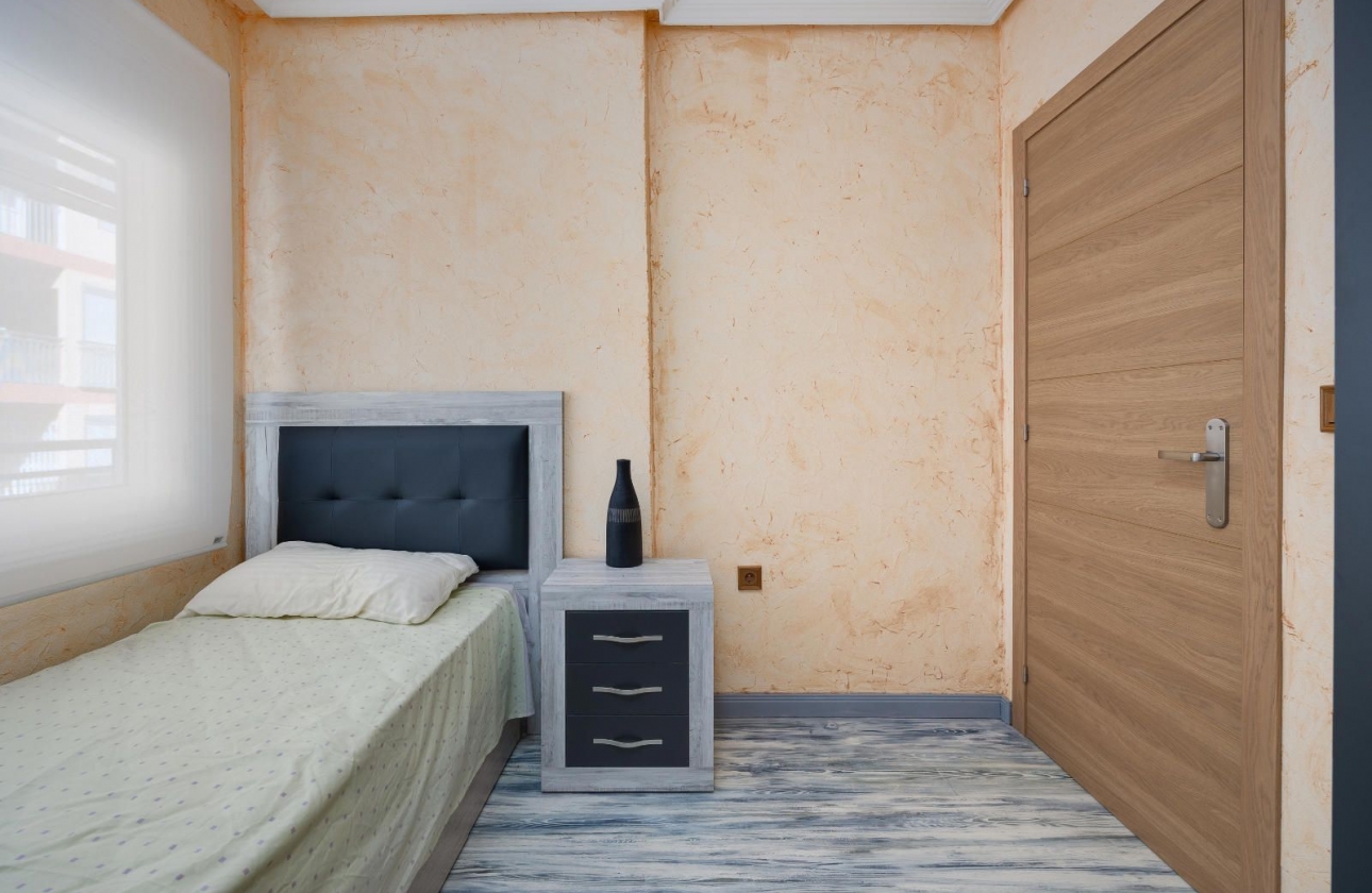 Rynek wtórny - Apartament - Torrevieja - Acequion