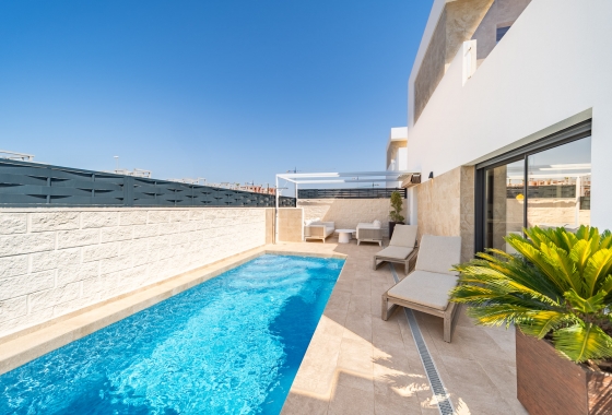 Resale - Villa - Ciudad Quesada