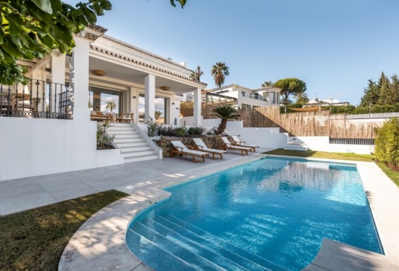 Rynek pierwotny - Villa - Marbella