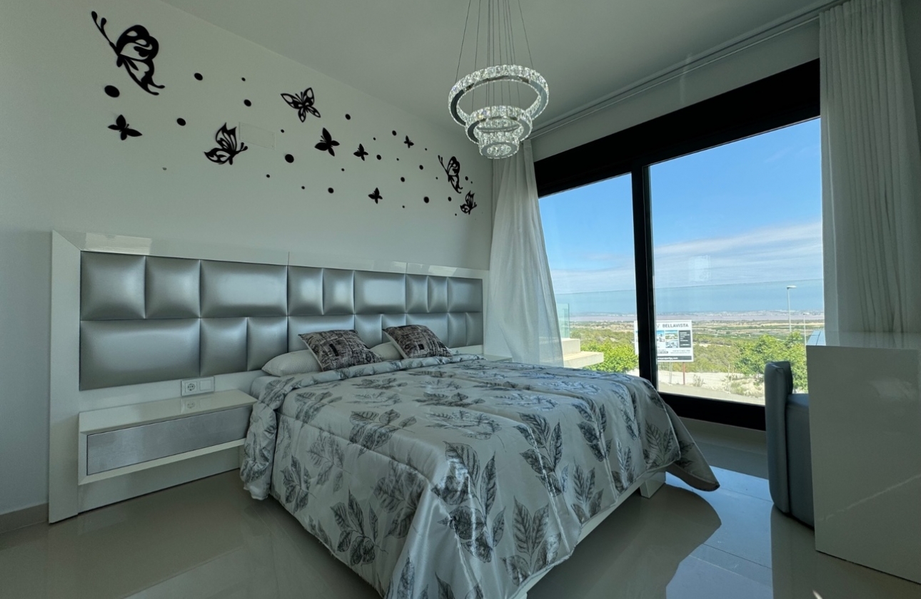 Resale - Villa - San Miguel de Salinas