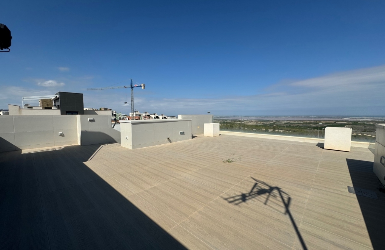 Resale - Villa - San Miguel de Salinas