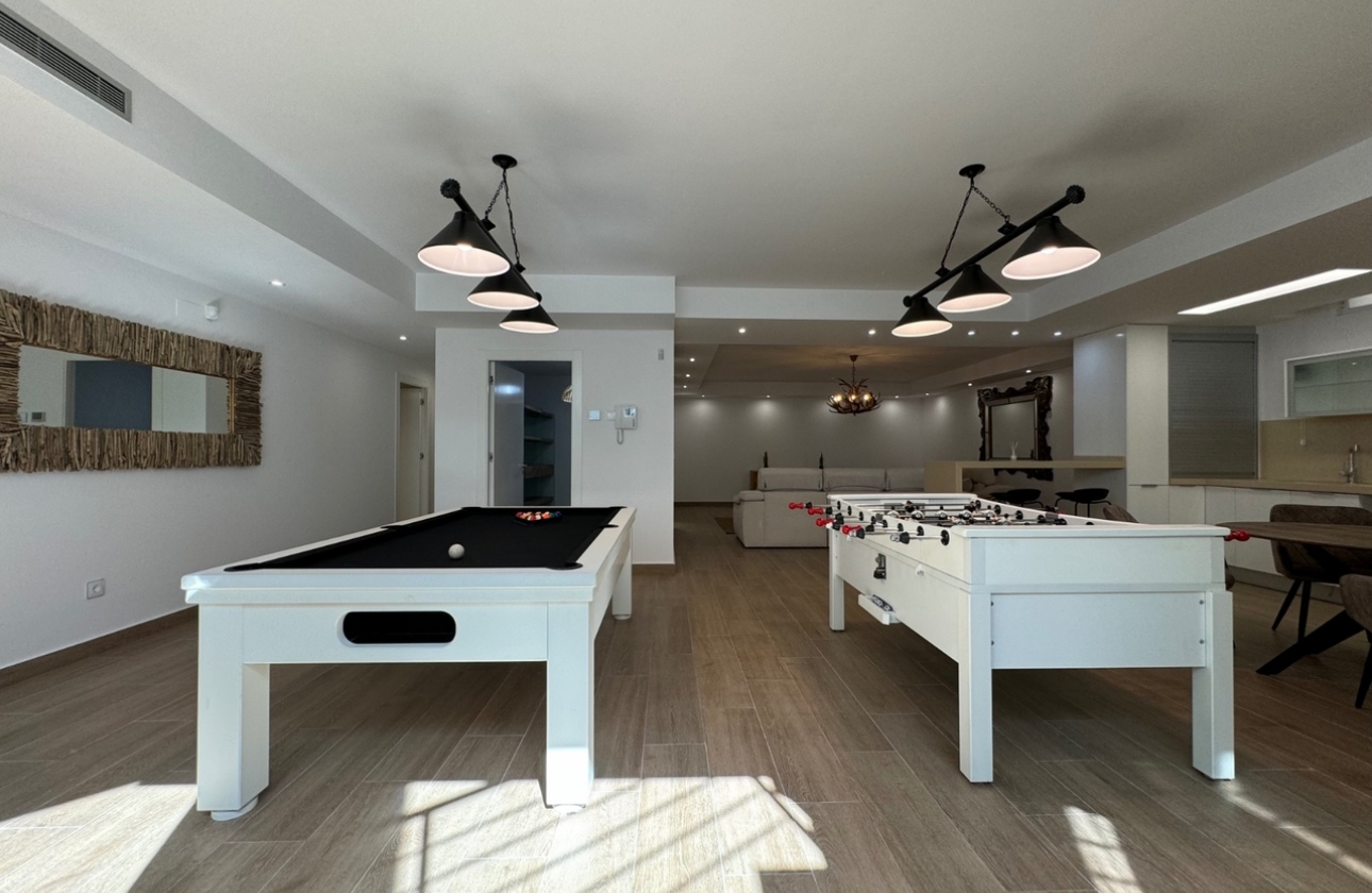 Resale - Villa - San Miguel de Salinas