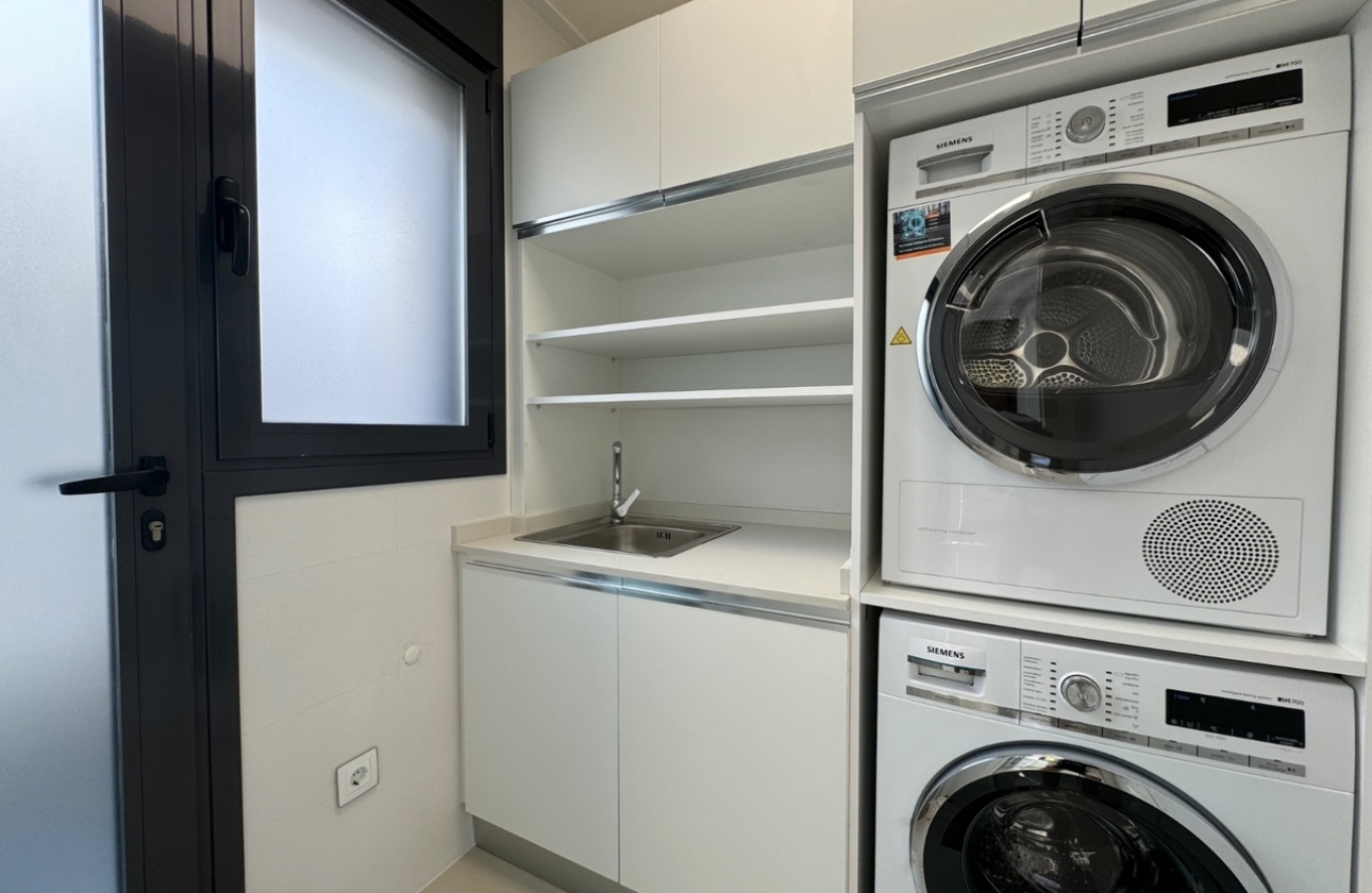 Resale - Villa - San Miguel de Salinas