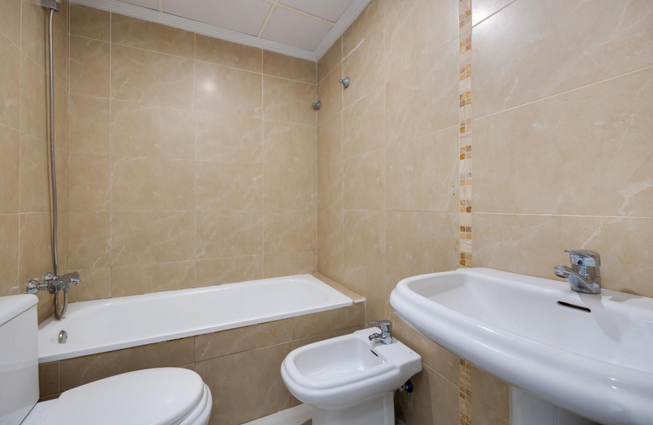 Rynek wtórny - Apartament - Torrevieja - Centro