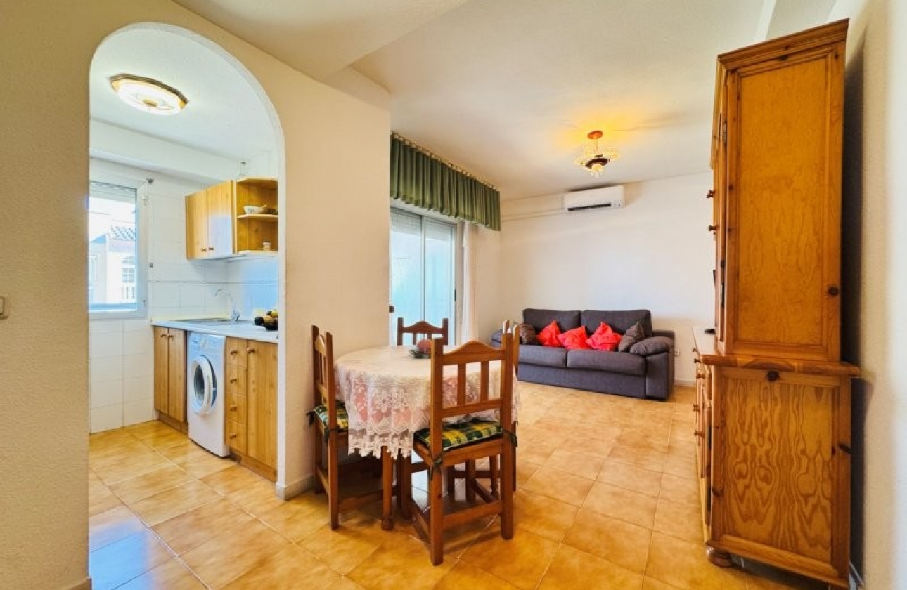 Rynek wtórny - Apartament - Torrevieja - La Mata