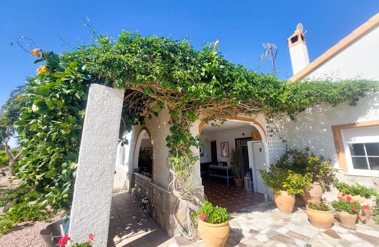 Rynek wtórny - Villa - La Marina