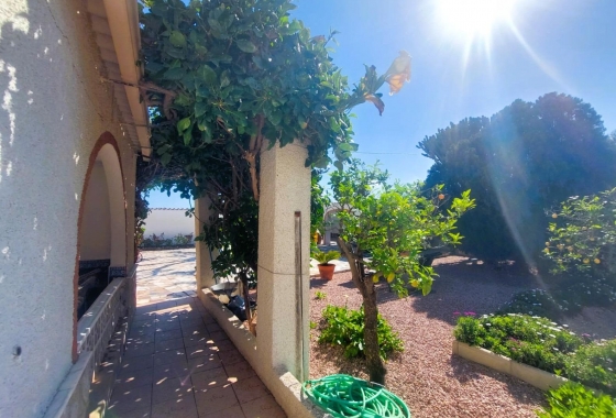 Rynek wtórny - Villa - La Marina