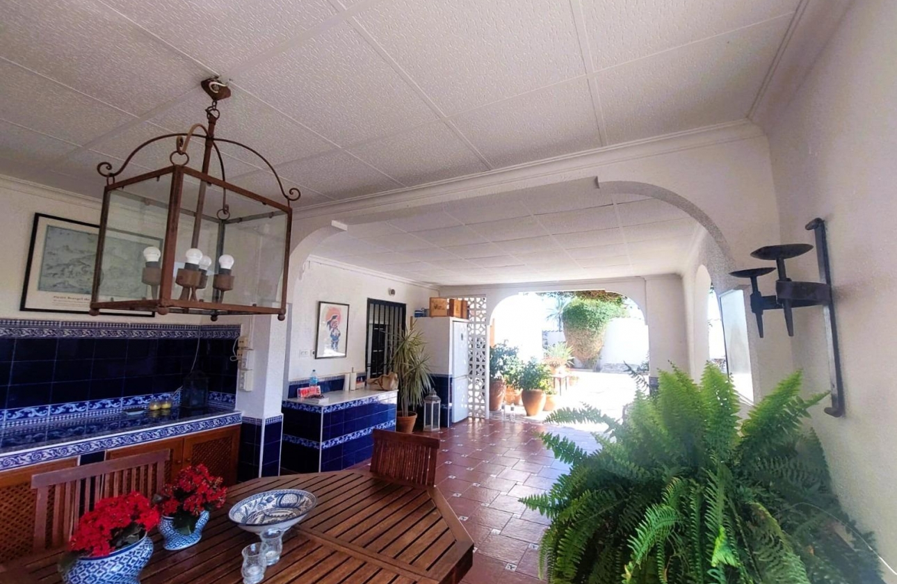 Rynek wtórny - Villa - La Marina