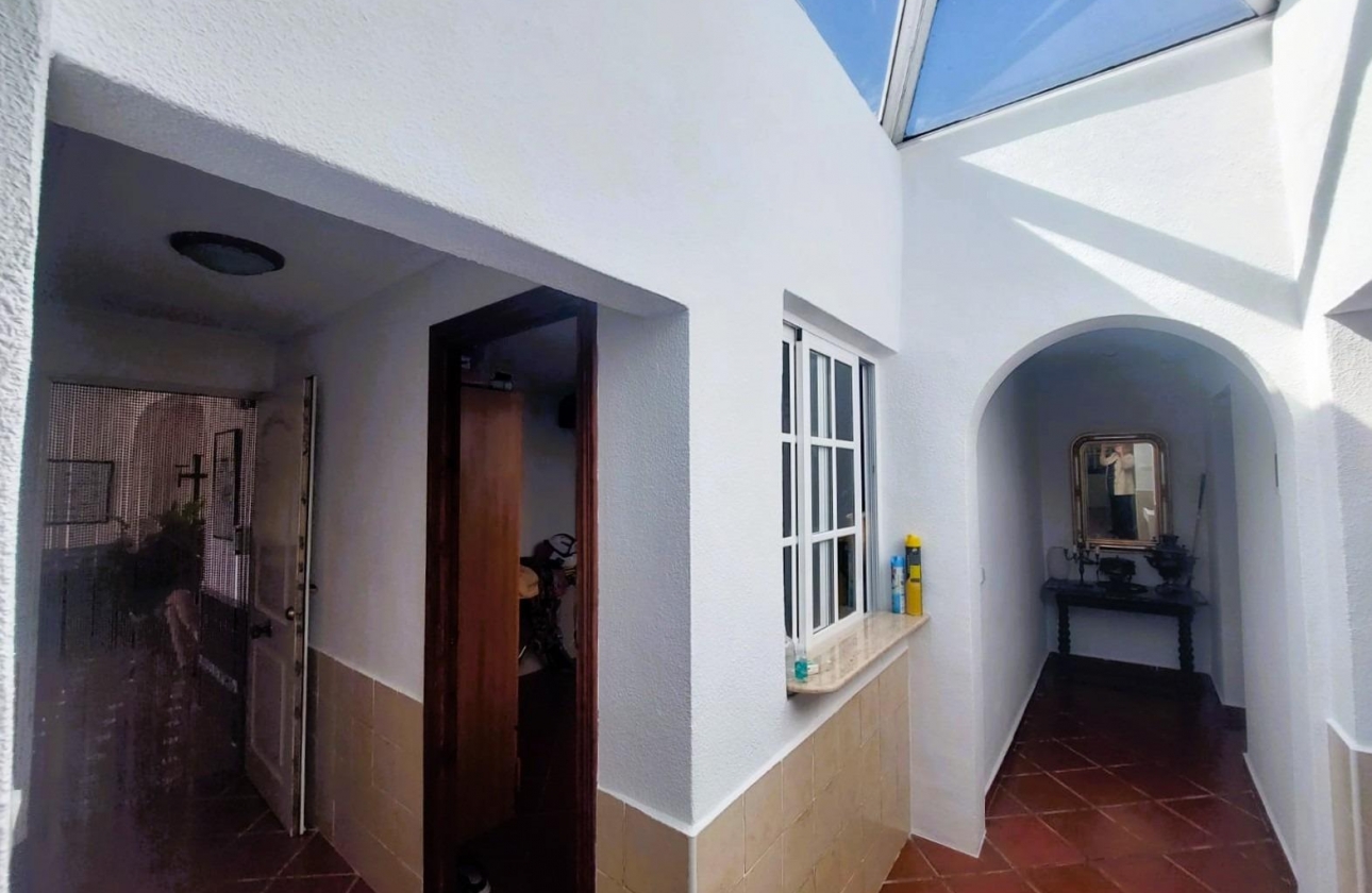 Rynek wtórny - Villa - La Marina