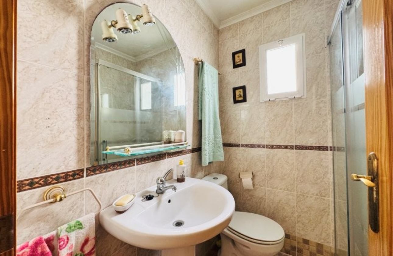 Rynek wtórny - Apartament - Torrevieja - La Mata