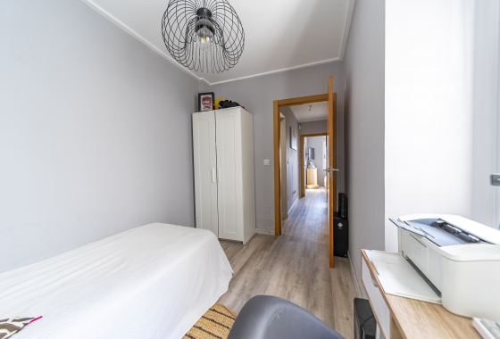 Rynek wtórny - Szeregowiec - Torrevieja - Los Altos