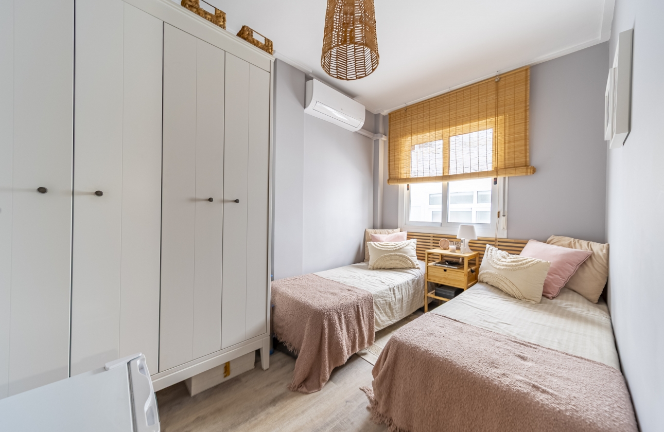 Rynek wtórny - Szeregowiec - Torrevieja - Los Altos