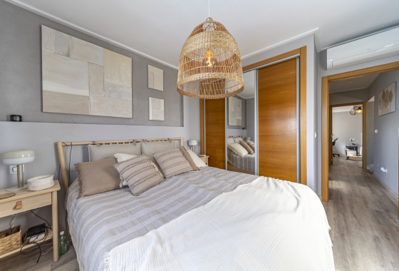 Rynek wtórny - Szeregowiec - Torrevieja - Los Altos