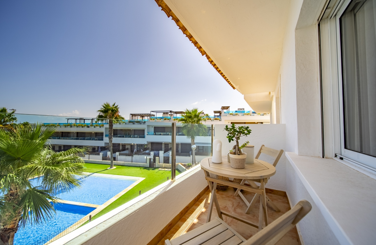 Rynek wtórny - Szeregowiec - Torrevieja - Los Altos