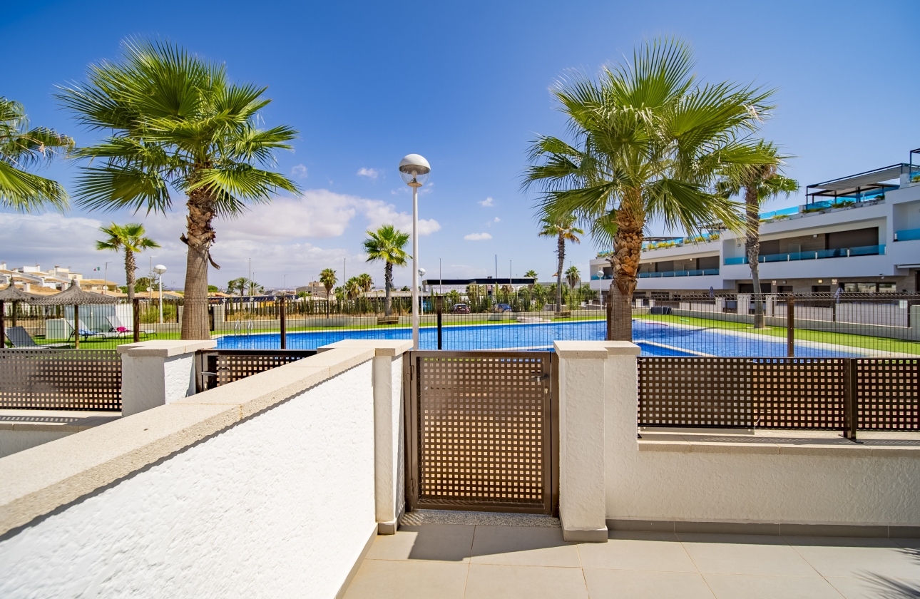 Rynek wtórny - Szeregowiec - Torrevieja - Los Altos