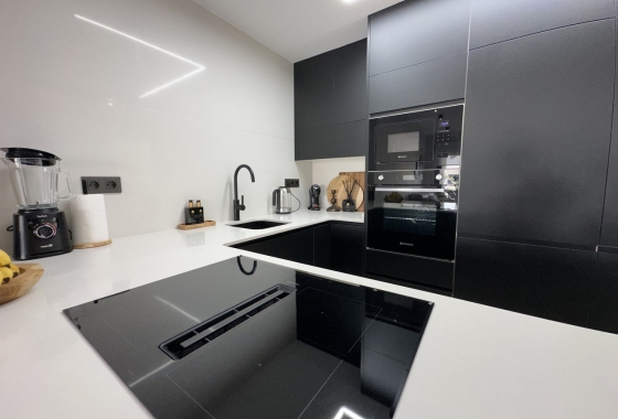 Rynek wtórny - Apartament - Orihuela Costa - Punta Prima