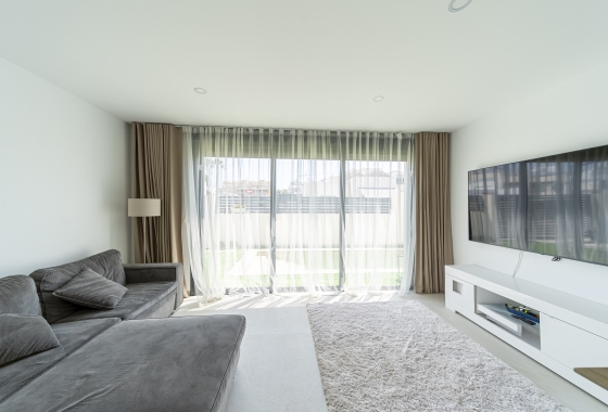 Resale - Villa - Benijofar