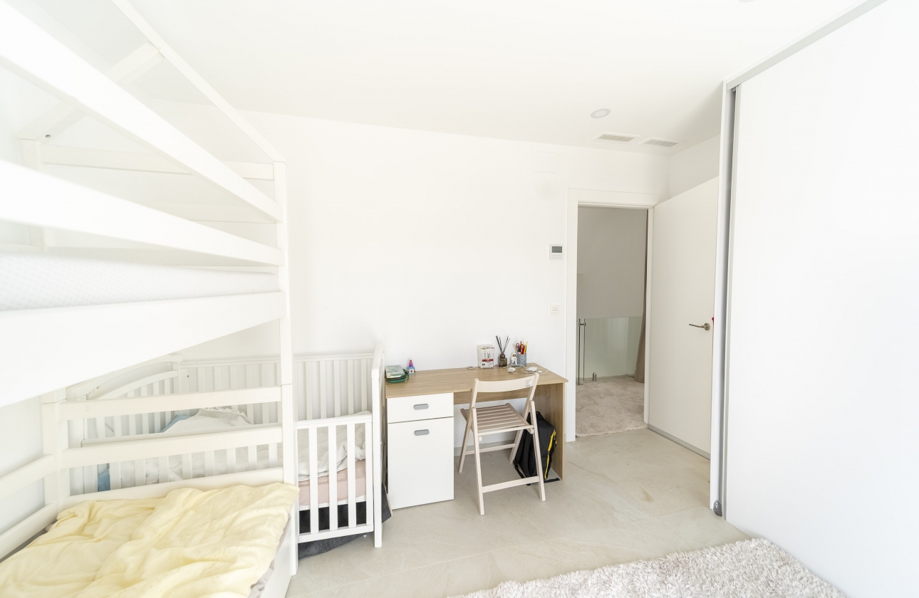 Resale - Villa - Benijofar