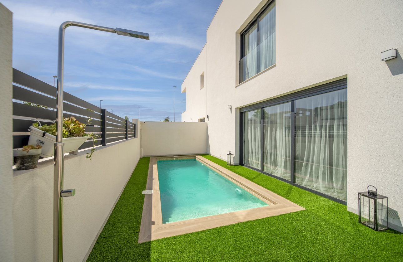 Resale - Villa - Benijofar