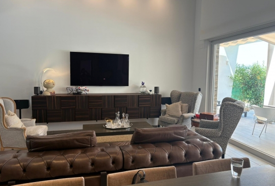 Rynek wtórny - Villa - Algorfa - La Finca Golf