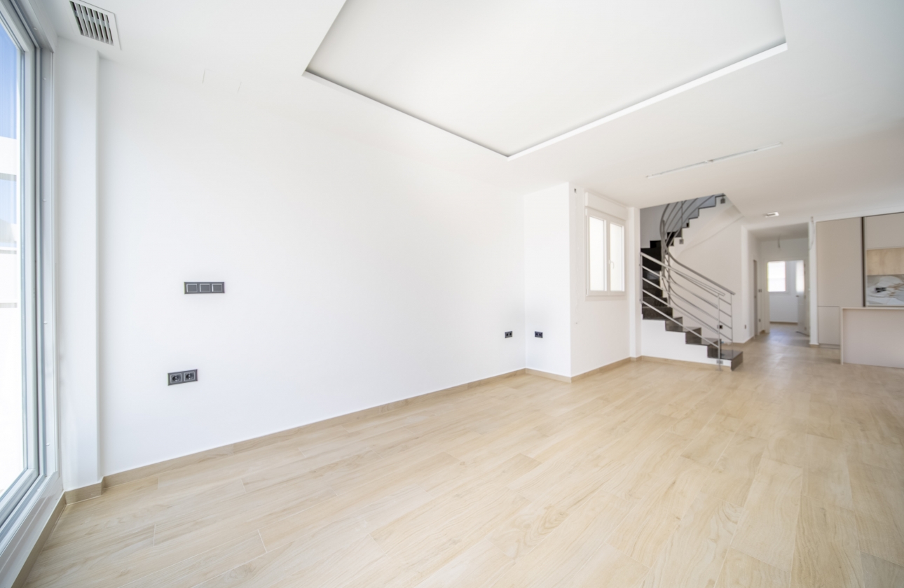 Rynek wtórny - Villa - Torrevieja - Aguas Nuevas